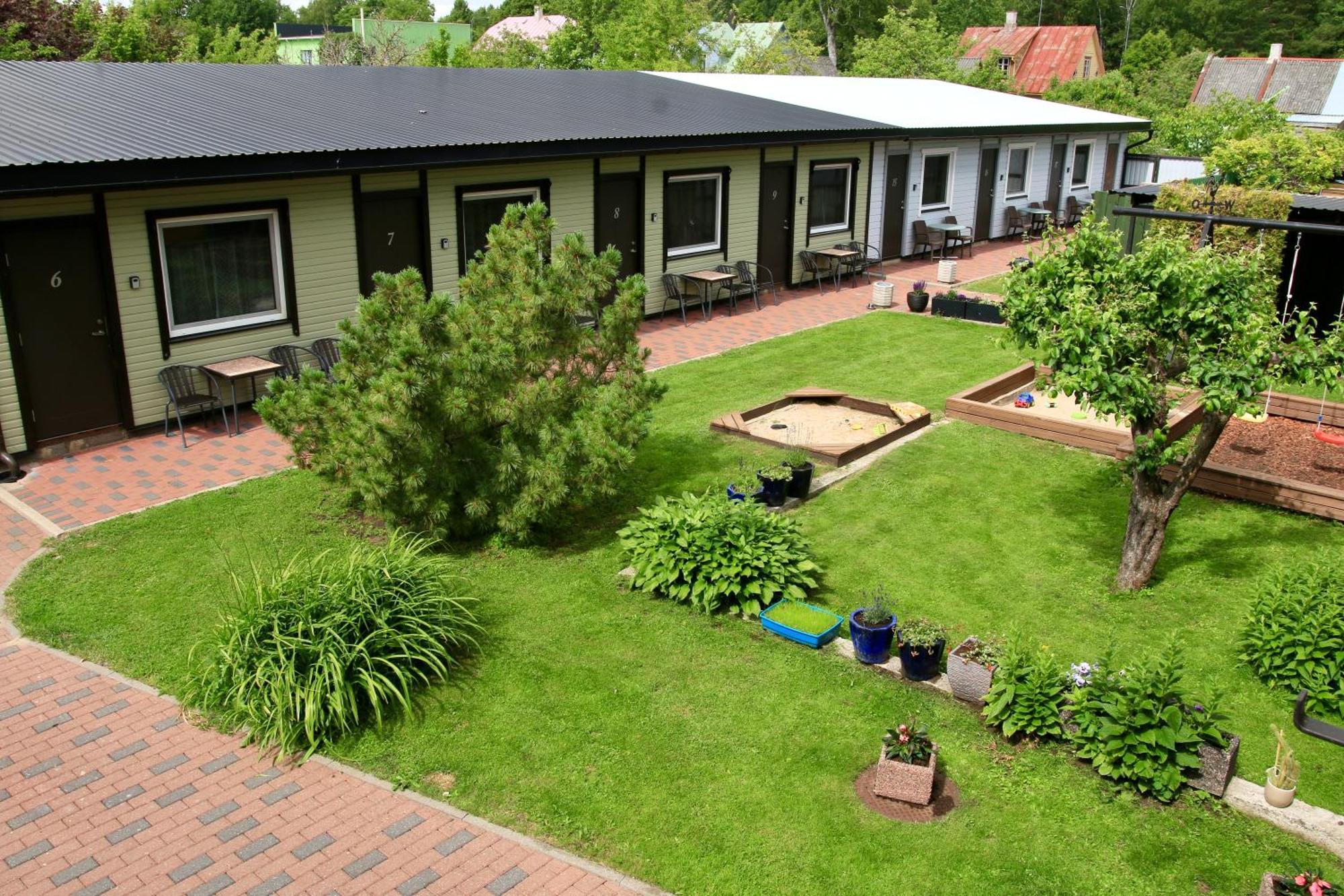Guesthouse Maenniku Pärnu Exterior foto